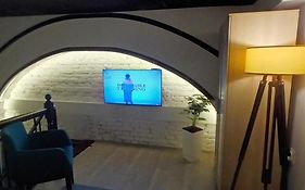Old Cafe Spa Apartment