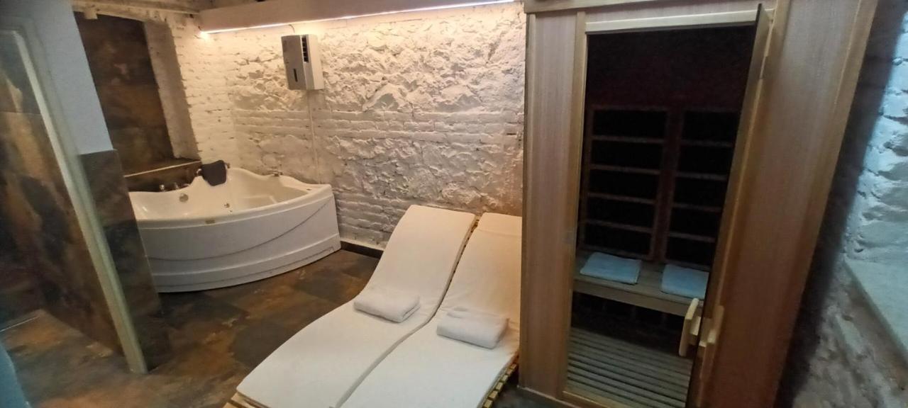 Old Cafe Spa Apartment Belgrad Exterior foto