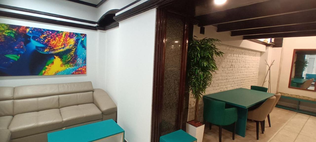 Old Cafe Spa Apartment Belgrad Exterior foto